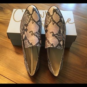 Crown Vintage Carla2  Loafer / Moc Snake 9.5
